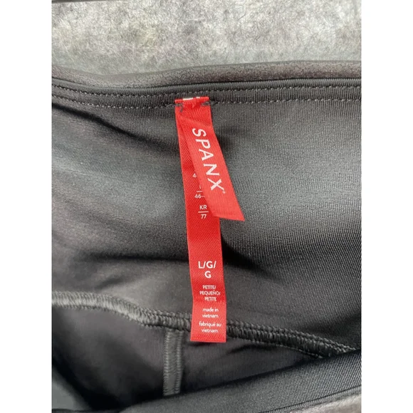 Spanx Faux Leather Leggings Womens Large Petite Black High Rise Shaping Pants - Picture 8 of 10